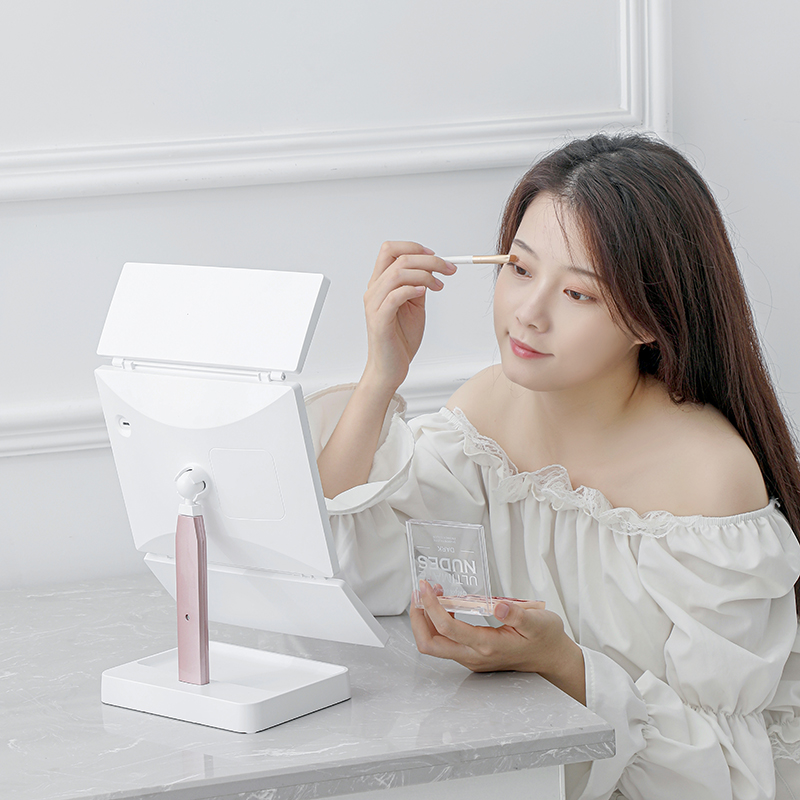 NEW DESIGN MAKE UP M